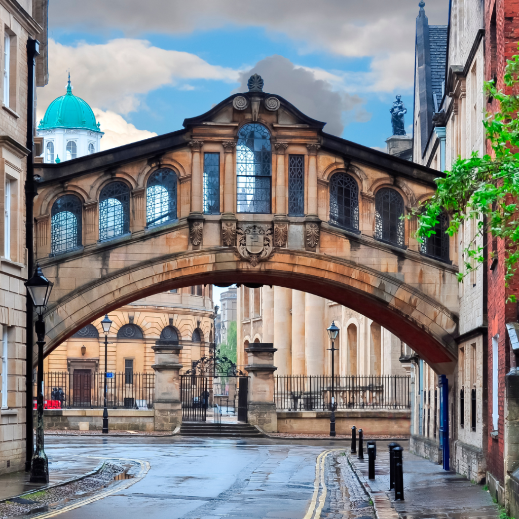 Just like Venice, Oxford has its own Bridge of Sighs